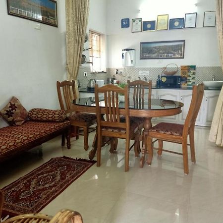 Aaron'S Homestay Kochi Exterior foto