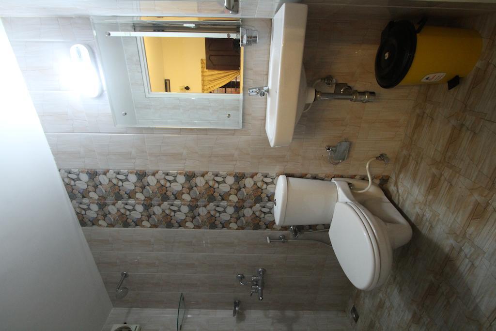 Aaron'S Homestay Kochi Exterior foto
