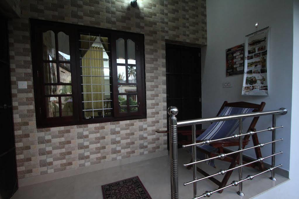 Aaron'S Homestay Kochi Exterior foto