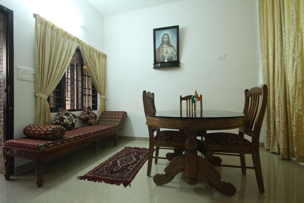 Aaron'S Homestay Kochi Exterior foto